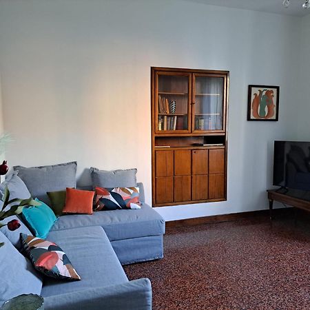 Stella Apartment By Quokka 360 - Past And Present In Como Exterior photo